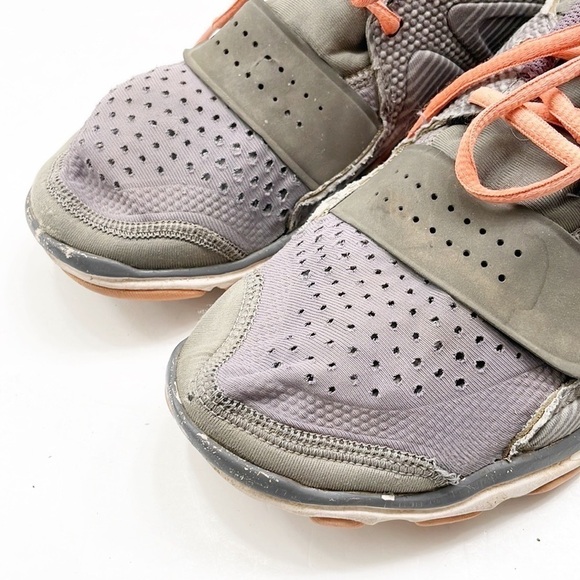 Under Armour Micro G Renegade gray sneakers - Picture 3 of 10